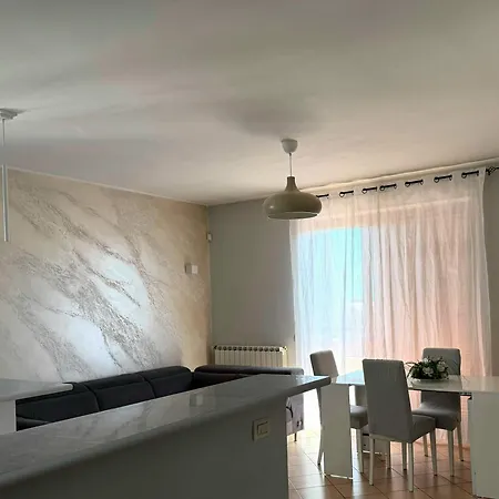 Nyna Apartman Sperlonga